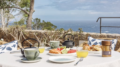 Sa Punta de S’Aguila Zona de comedor