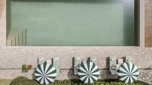 Sa Punta de S’Aguila Piscina