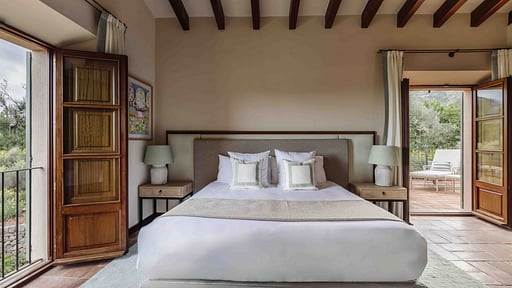 Sa Terra Rotja Спальня 4