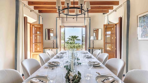 Sa Terra Rotja Обеденная зона