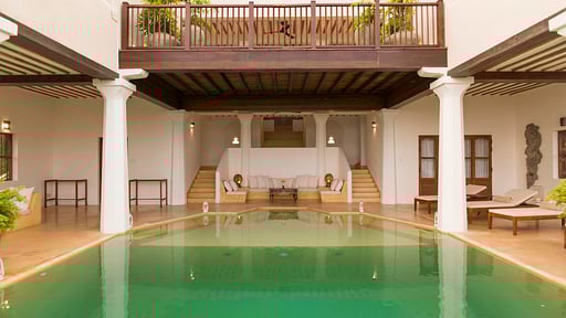 Saffron House Гостиная