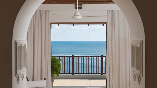 Saffron House Спальня 1