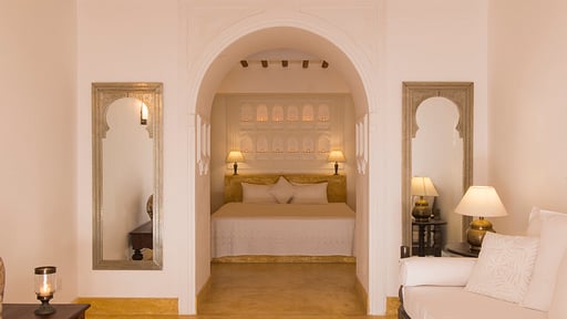 Saffron House Спальня 1