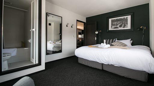 Sakka Apartments Bedroom 1