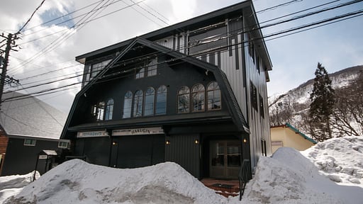 Sakka Apartments Surroundings