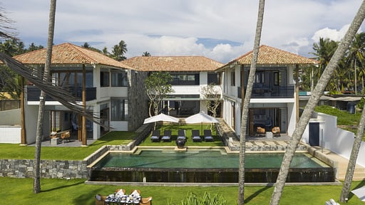 Villa Salt Water Drone foto's