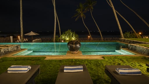 Villa Salt Water Zwembad