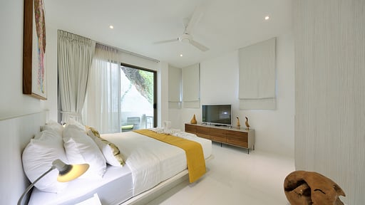 Samrong Beach Villa Bedroom 1