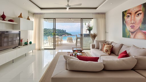 Samrong Beach Villa Living room
