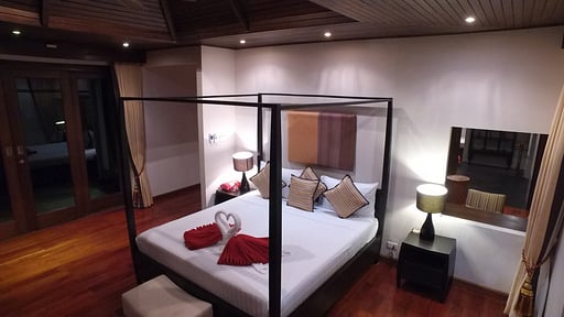 Samui Ridgeway Villa Bedroom 1