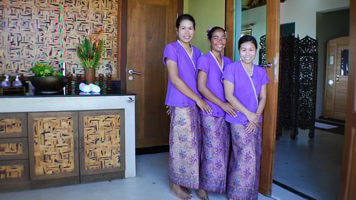 Samui Ridgeway Villa Villa staff