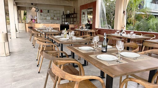 Samui Y Villa Dining area