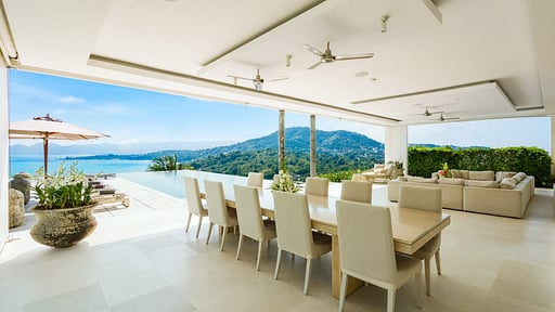 Villa Samujana Neung Обеденная зона