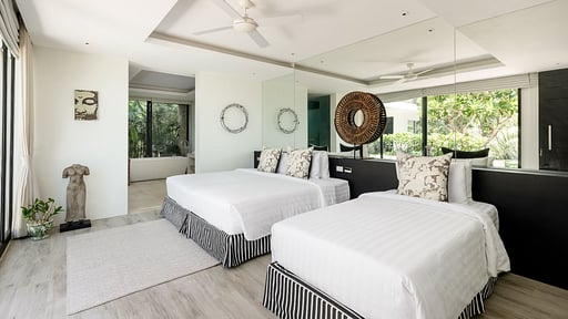 Villa Yee Sip Спальня 5