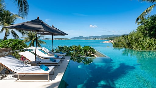 Villa Yee Sip Бассейн