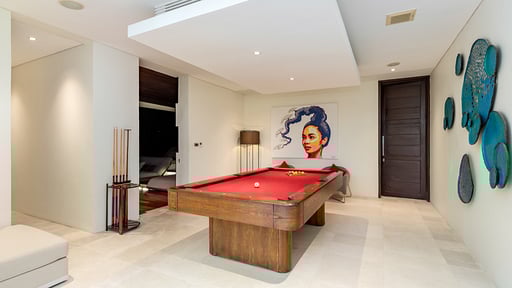 Villa Yee Sip Song Billiard