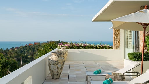 Villa Yee Sip Bpaet Терраса/веранда