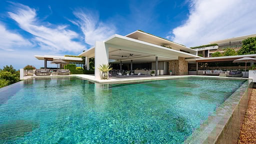 Villa Yee Sip Bpaet Piscina