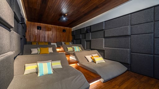 Villa Yee Sip Bpaet Habitación multimedia