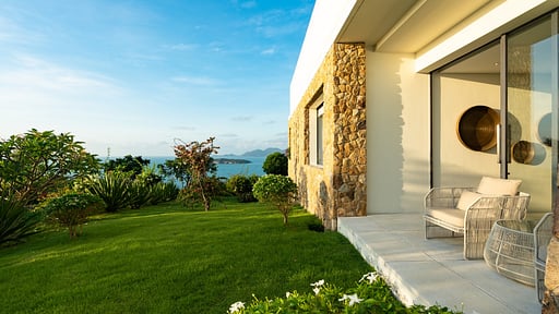 Villa Saam Sip Сад