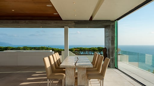 Villa Saam Sip Обеденная зона