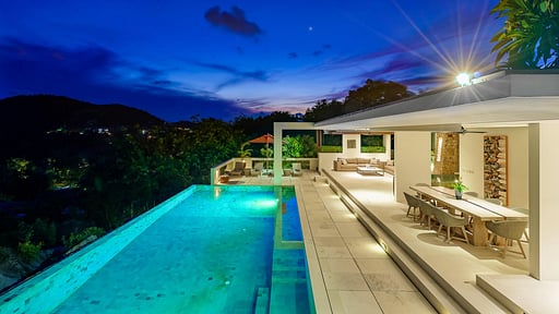 Villa Jet Swimming pool