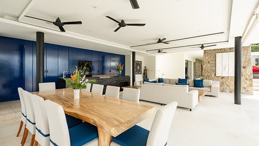 Villa Gao Dining area