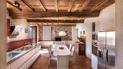 San Tommaso Villa Dining area 1