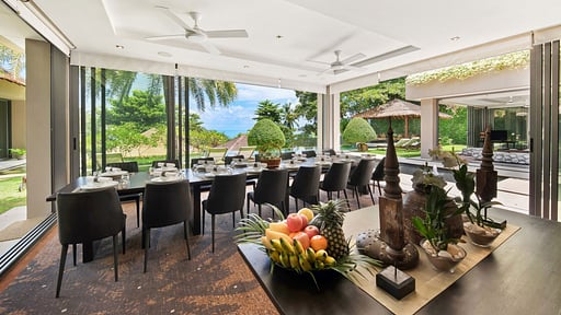 Sangsuri Villa 3 Dining area