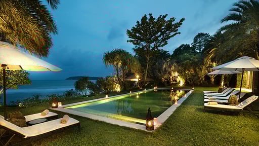 Sangsuri Villa Estate Zwembad 2