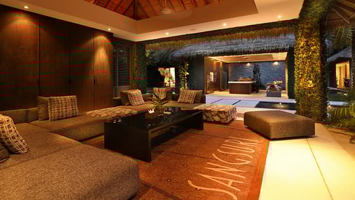 Sangsuri Villa Estate Woonkamer 2