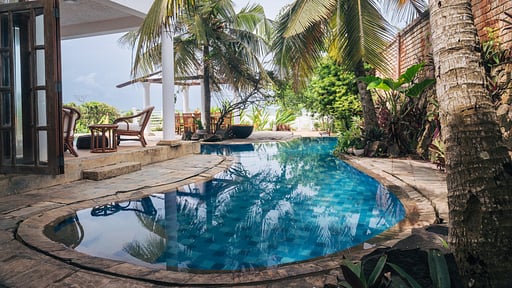 Santi Beach House Swimming pool