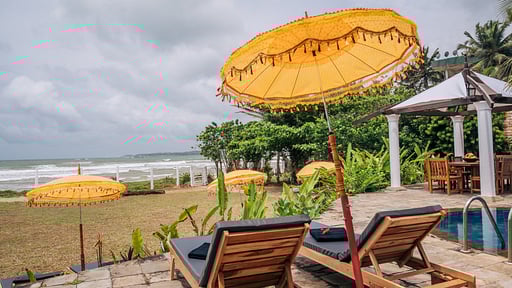 Santi Beach House Terrace/Veranda