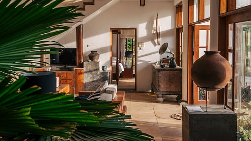 Santi Beach House Living room 1