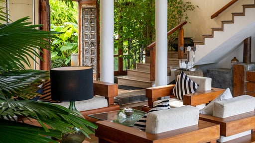 Santi Beach House Living room 1