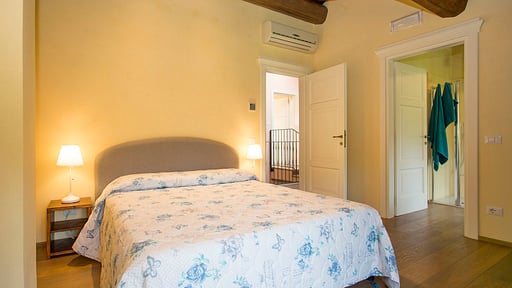Santo Stefano 10 Bedroom 4