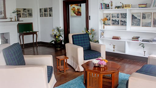 Scottish Planter Bungalow Гостиная