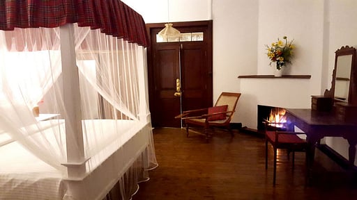 Scottish Planter Bungalow Спальня 1