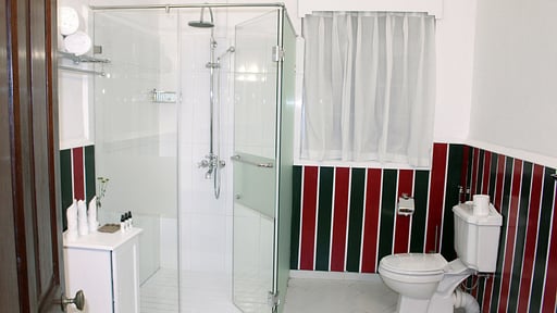 Scottish Planter Bungalow Спальня 1