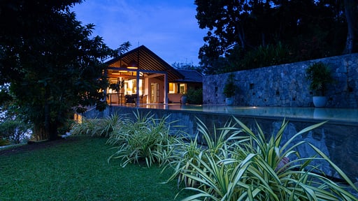 Sea Heart Villa Бассейн