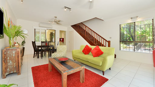 Sea la Villa Port Douglas Wohnbereich