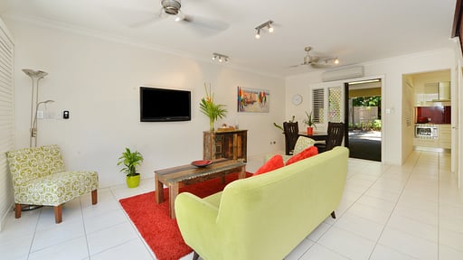 Sea la Villa Port Douglas Wohnbereich