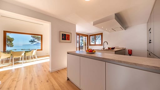 Seafront Villa Mar I Pins Kitchen