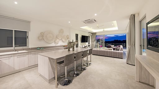 Villa Seascape Dining area