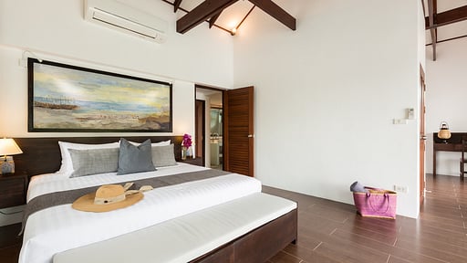 Secret Beach Villa Bedroom 1