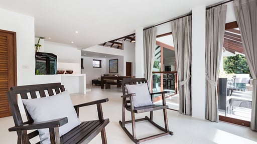 Secret Beach Villa Living room