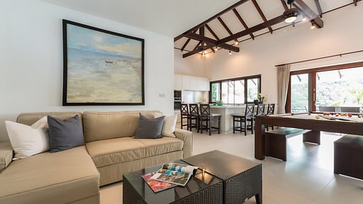 Secret Beach Villa Living room