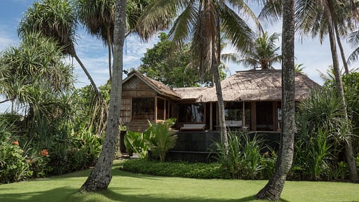 Sejuk Beach Villas - Kelapa Garden