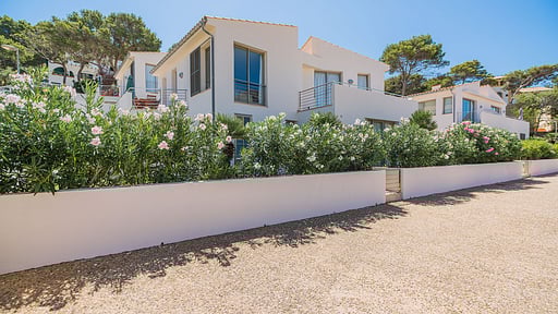 Molins 7 Surroundings