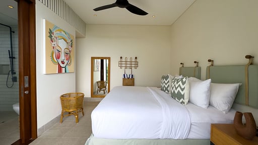 Selong Selo Villa 4 Bedroom 1